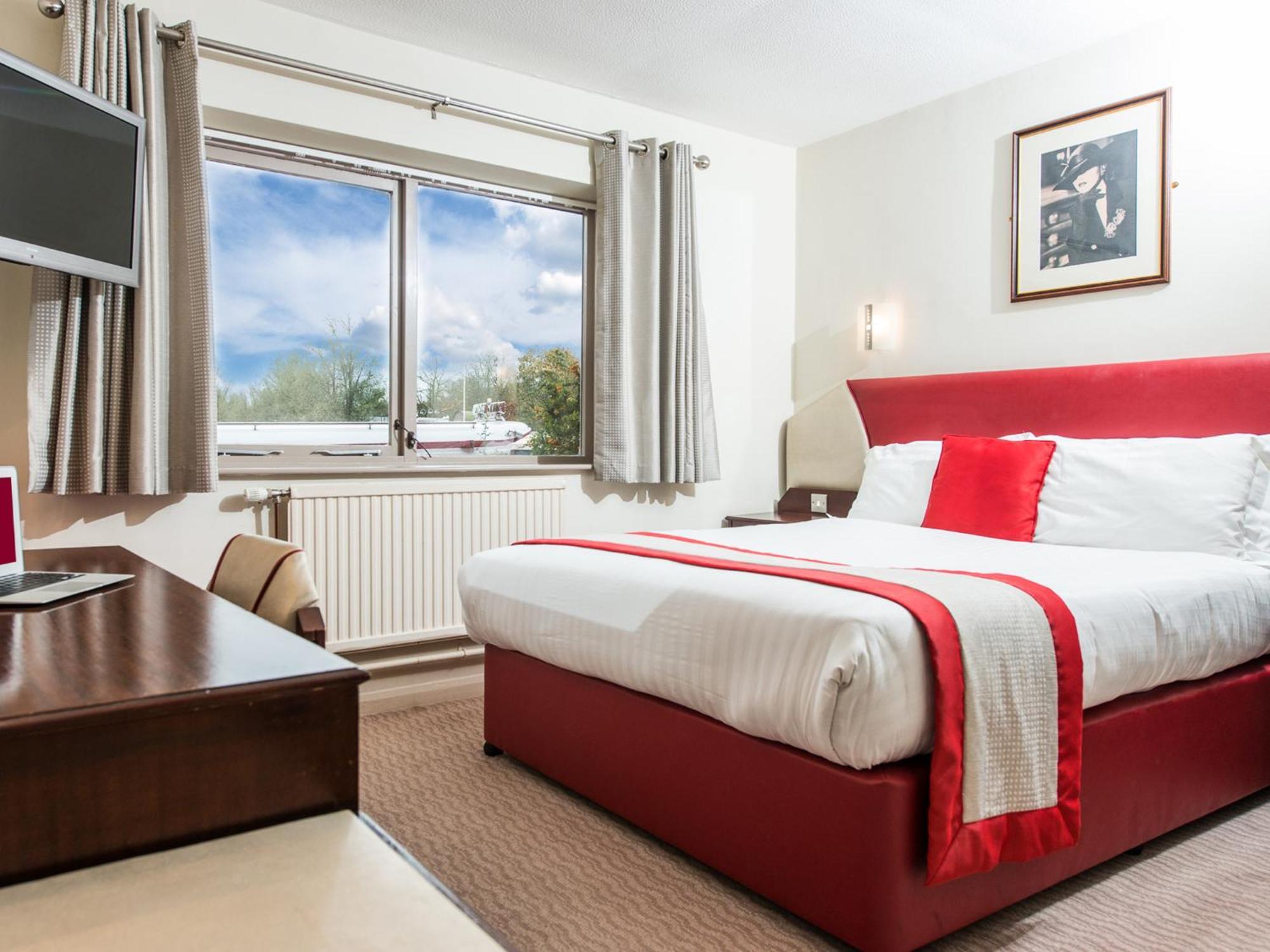 Peartree Lodge Waterside Мілтон-Кінз Номер фото