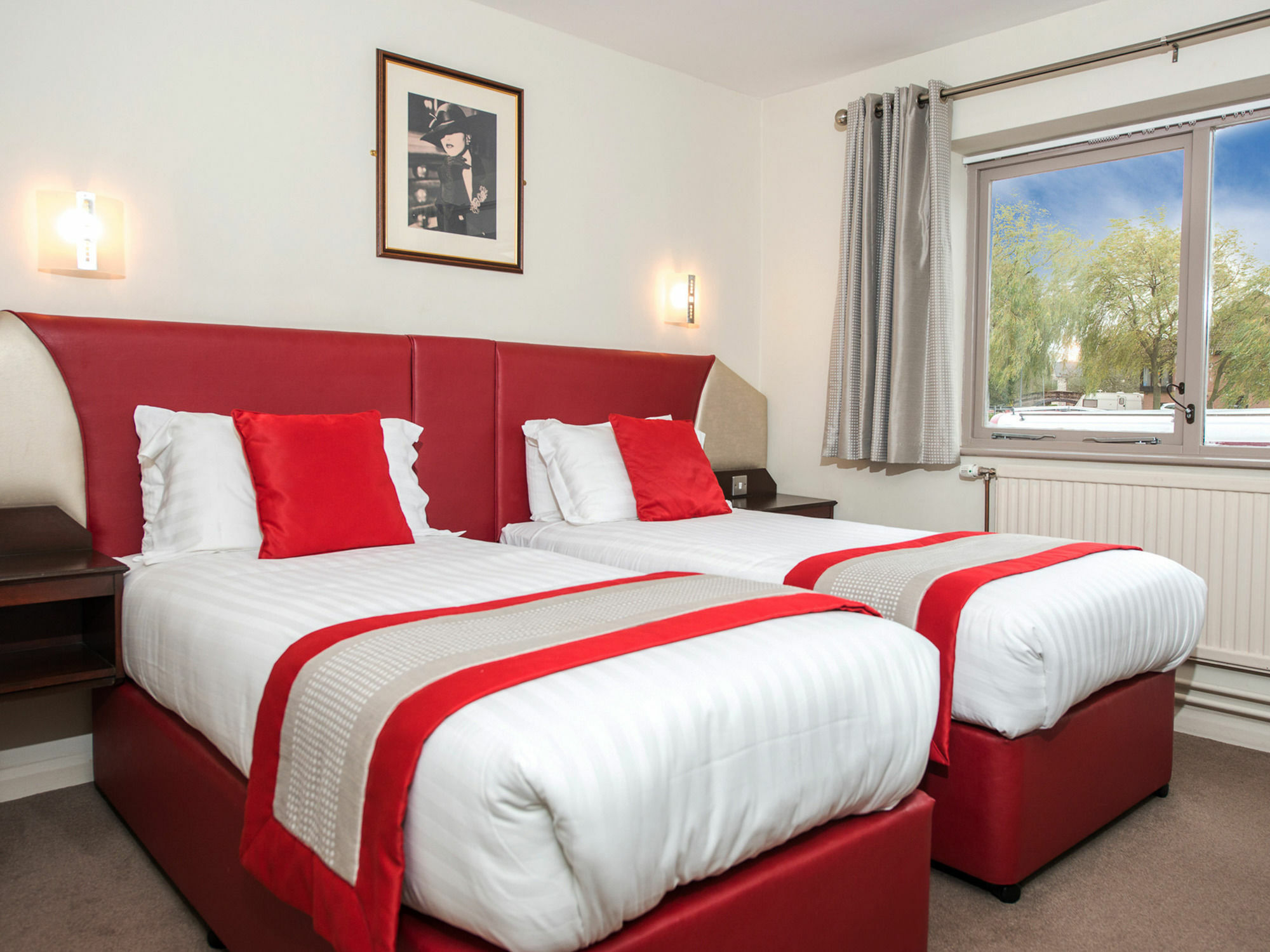 Peartree Lodge Waterside Мілтон-Кінз Екстер'єр фото