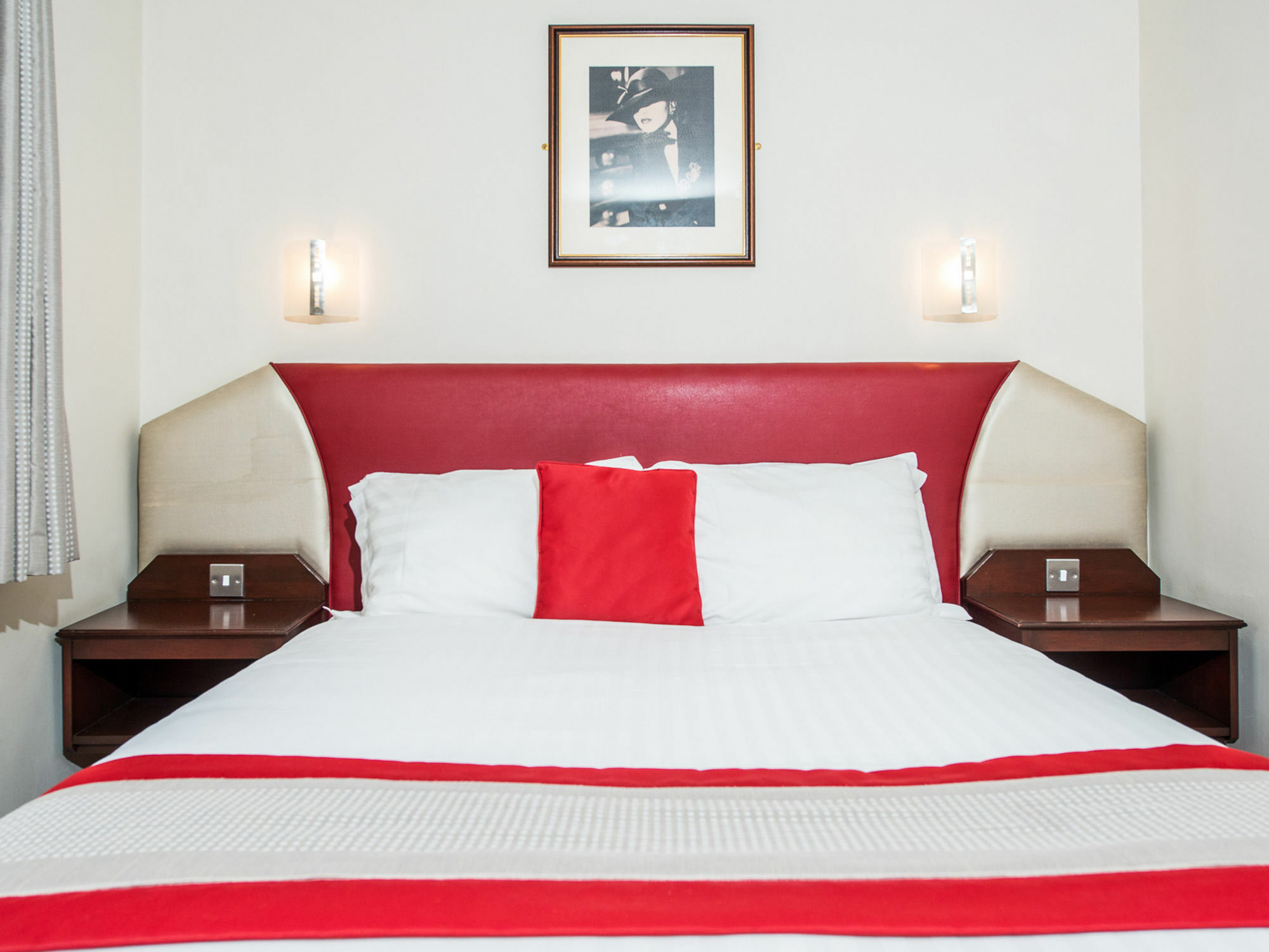Peartree Lodge Waterside Мілтон-Кінз Екстер'єр фото